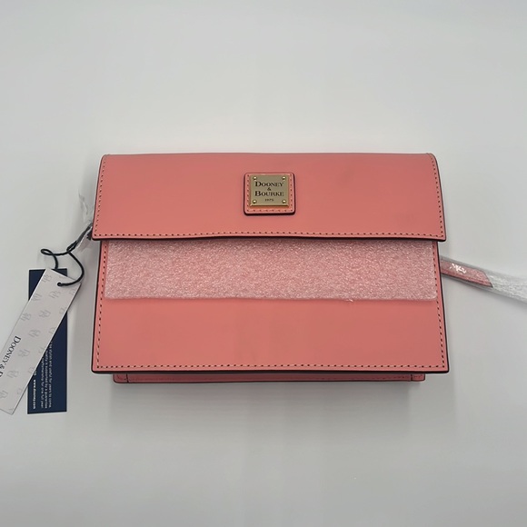 Dooney & Bourke Beacon East West Flap Crossbody Light Pink - Picture 2 of 15